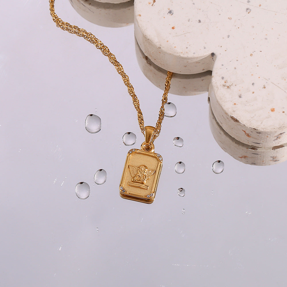 Elegant 18K Gold Necklace with Angel Pendant – Waterproof and Hypoallergenic 3