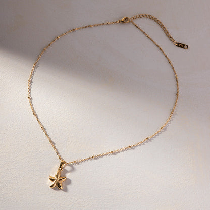 Elegant 18k Gold-Plated Starfish Pendant Necklace – Waterproof and Hypoallergenic Jewelry 3