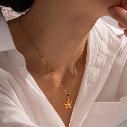 Elegant 18k Gold-Plated Starfish Pendant Necklace – Waterproof and Hypoallergenic Jewelry 6