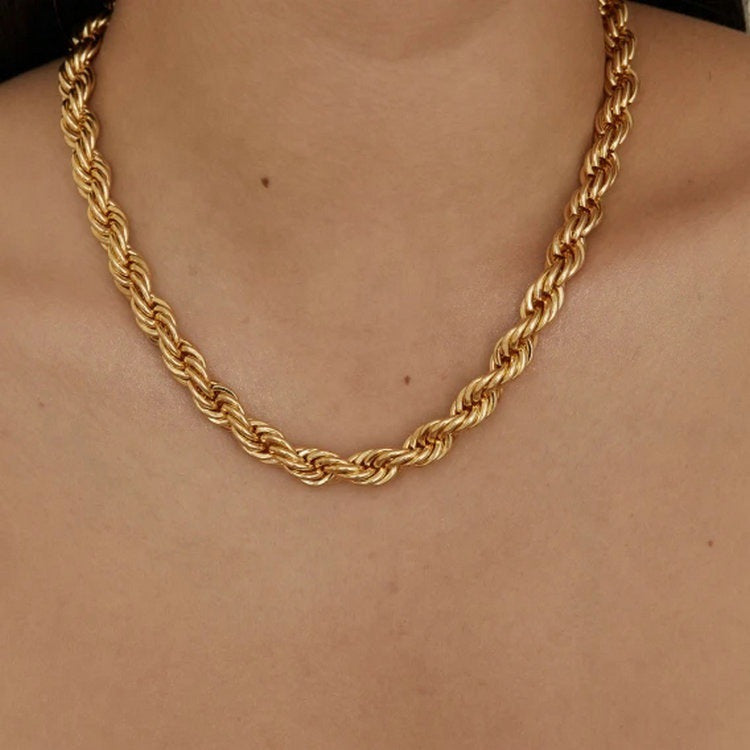 Elegant 18k Gold-Plated Twist Necklace – Hypoallergenic Gold Chain for Women, 16-Inch Length with 2-Inch Extension 4