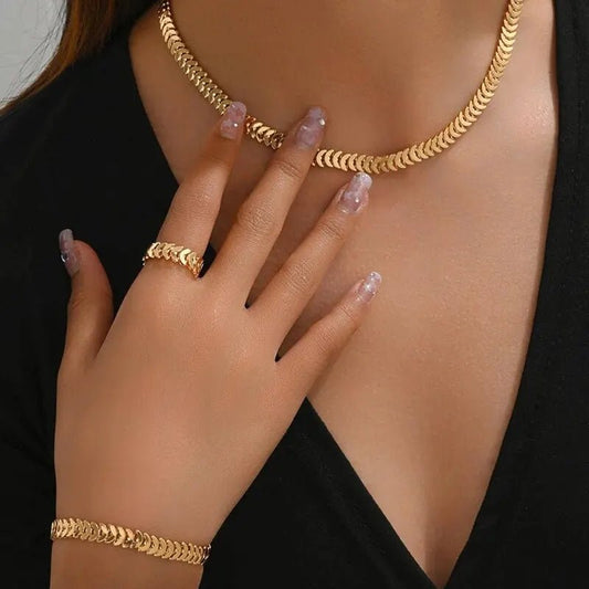 Elegant Fishbone Jewelry Set - Necklace, Bracelet, and Ring in Stainless Steel and Copper 1