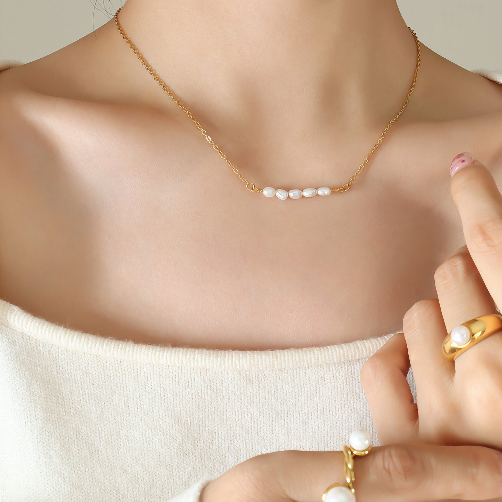 Elegant Freshwater Pearl Gold Necklace – 18k Gold Plated, Hypoallergenic, 17-Inch Length 3