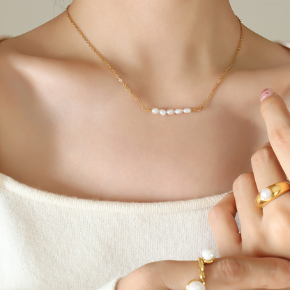 Elegant Freshwater Pearl Gold Necklace – 18k Gold Plated, Hypoallergenic, 17-Inch Length 3