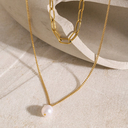 Elegant Freshwater Pearl Necklace with 18k Gold-Plated Paperclip Chain – Waterproof and Hypoallergenic Design for Women 5