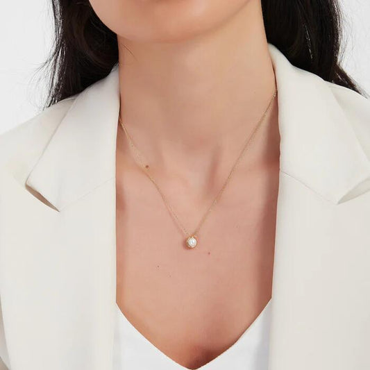 Elegant Freshwater Pearl Necklace with 18k Gold Plating – Hypoallergenic and Waterproof for Women 1