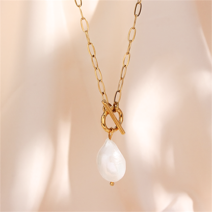Elegant Freshwater Pearl Necklace with Waterproof Gold Chain – 17 Inches, Hypoallergenic and Skin-Friendly 5
