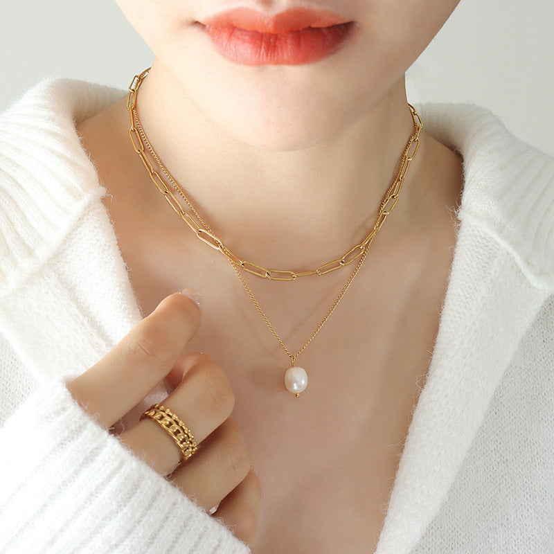 Elegant Freshwater Pearl Necklace with Waterproof Gold Chains – Hypoallergenic and Stylish Accessory 2