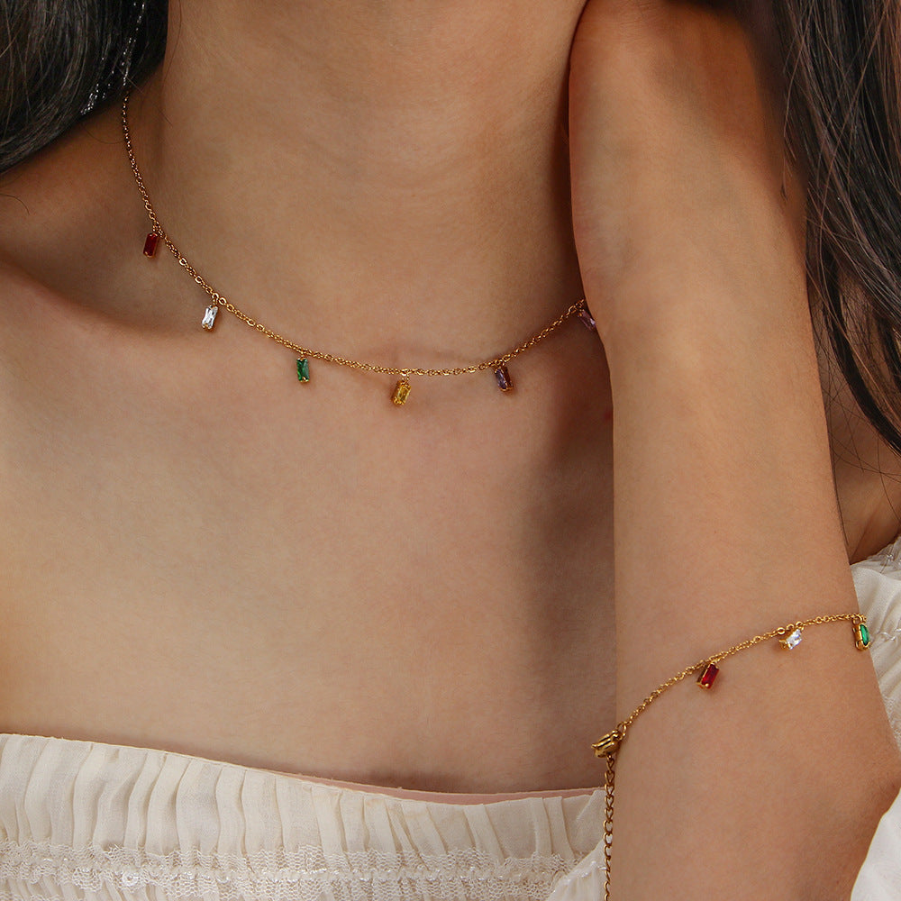 Elegant Gold-Plated Gemstone Necklace with Adjustable Length – Hypoallergenic and Water-Resistant 2