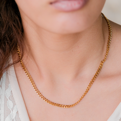 Elegant Gold Chain Necklace for Women – 18k Gold-Plated, Hypoallergenic, 16-Inch Length with 2-Inch Extension 2