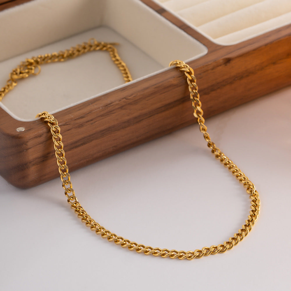 Elegant Gold Chain Necklace for Women – 18k Gold-Plated, Hypoallergenic, 16-Inch Length with 2-Inch Extension 5