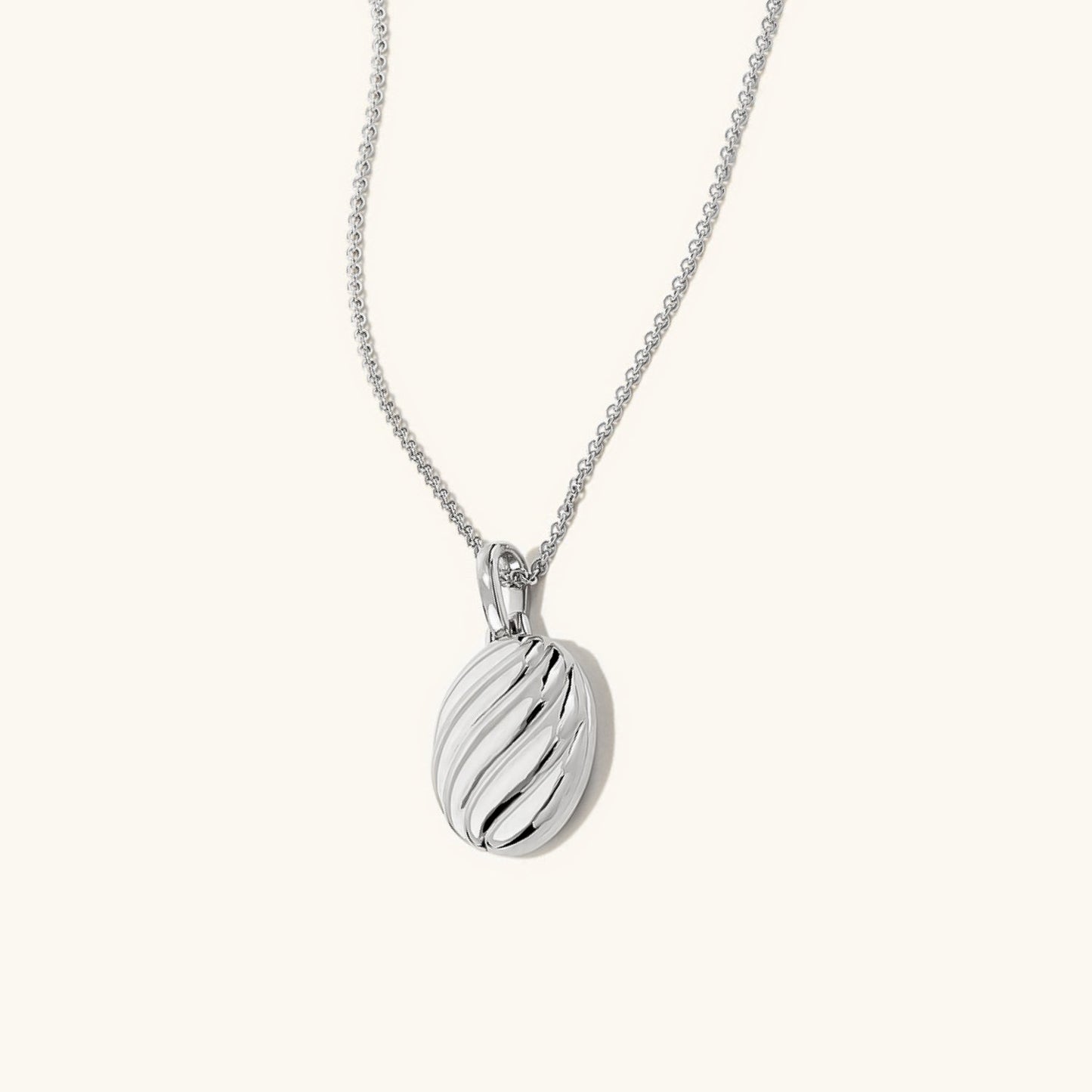 Elegant Gold Croissant Necklace with Adjustable Chain – Hypoallergenic Stainless Steel-Plated Jewelry 3