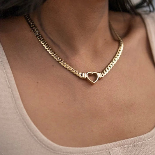 Elegant Gold Heart Choker Necklace – Minimalist 17-Inch Design, Hypoallergenic Stainless Steel with Extension 1