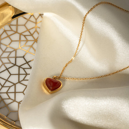 Elegant Gold Heart Necklace with 18k Gold Chain – Minimalist Design for Layering, Hypoallergenic and Water Resistant 4