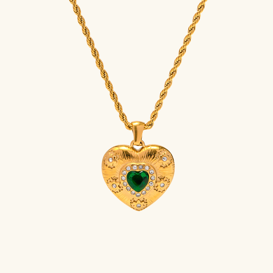 Elegant Gold Heart Necklace with Diamond Simulants and Emerald Centerpiece – 18k Gold-Plated Stainless Steel Jewelry 0