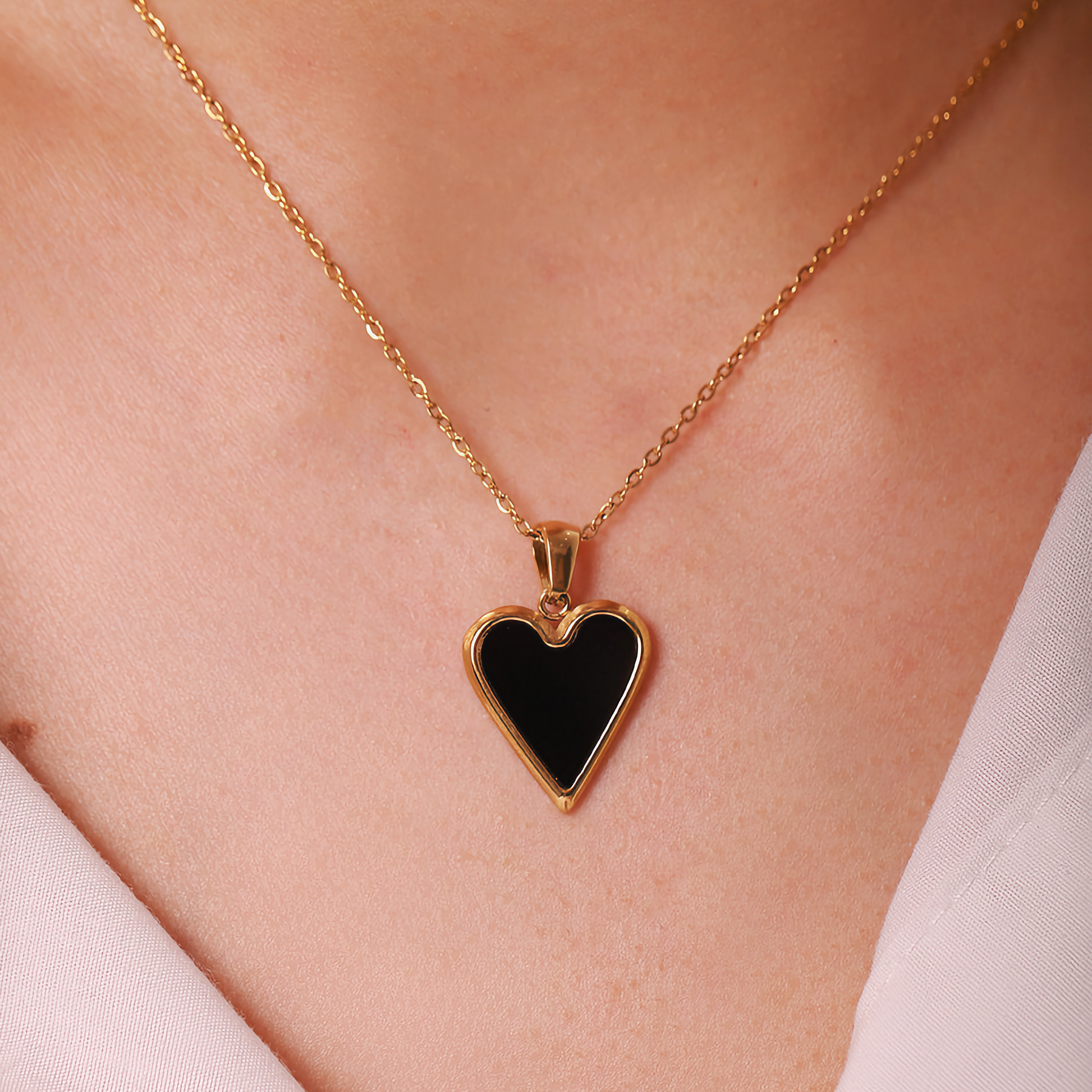 Elegant Gold Heart Pendant Necklace – Waterproof, Hypoallergenic Jewelry for Women, 18-Inch Adjustable Chain 5