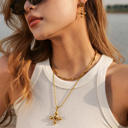 Elegant Gold Necklace with Diamond Pendant – 18k Stainless Steel-Plated Jewelry for Women 3