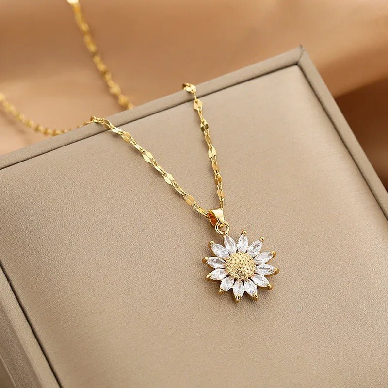 Elegant Gold Necklace with Zircon Accents – Adjustable Dainty Jewelry for Women 5