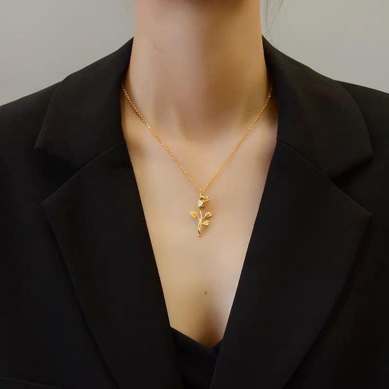 Elegant Hypoallergenic Gold Rose Necklace with Delicate Gold Chain – Waterproof 16 Inch Accessory for Women 6