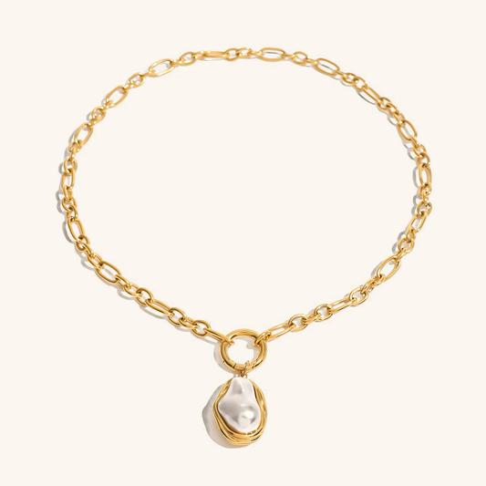 Elegant Mother of Pearl Pendant Necklace – 18k Gold-Plated Stainless Steel, Waterproof & Hypoallergenic 0