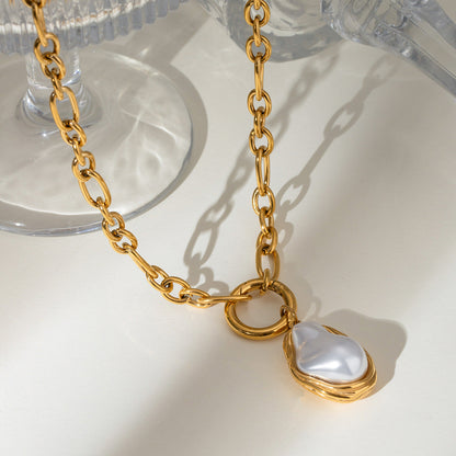 Elegant Mother of Pearl Pendant Necklace – 18k Gold-Plated Stainless Steel, Waterproof & Hypoallergenic 4