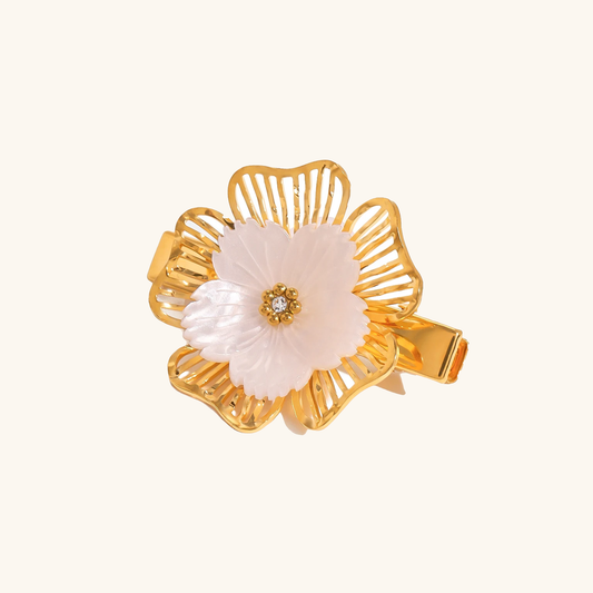 Elegant Petal Pearl Hair Clip with 18k Gold Plating – Hypoallergenic and Waterproof Hair Accessory 0