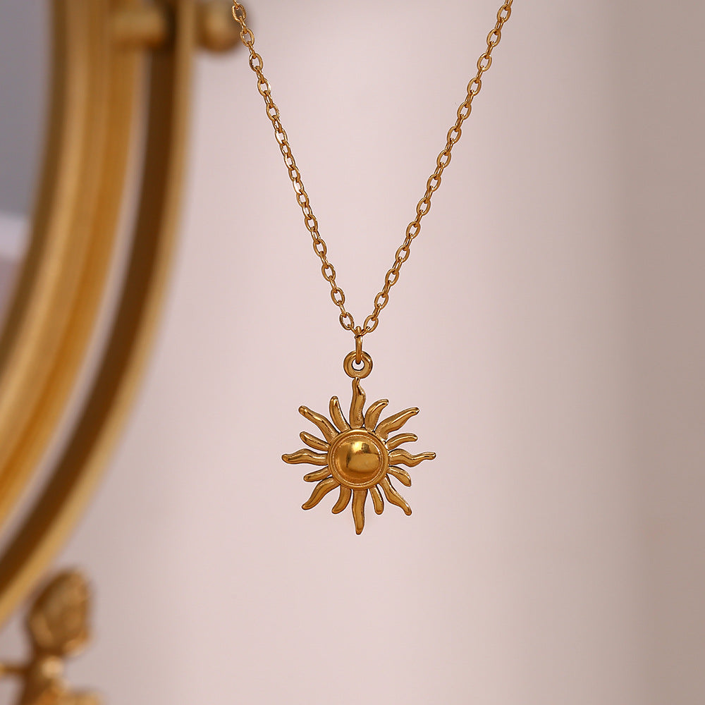Elegant Sun Necklace in 18K Gold Finish – Hypoallergenic Stainless Steel Jewelry 3