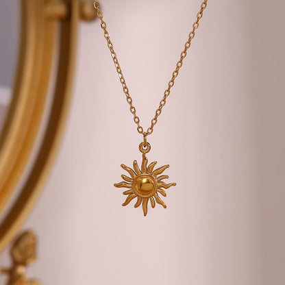 Elegant Sun Necklace in 18K Gold Finish – Hypoallergenic Stainless Steel Jewelry 3