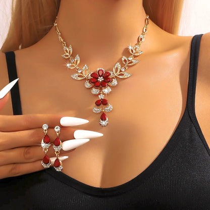 Floral Black and Gold Diamond Necklace and Earring Set – Elegant Jewelry Collection 11