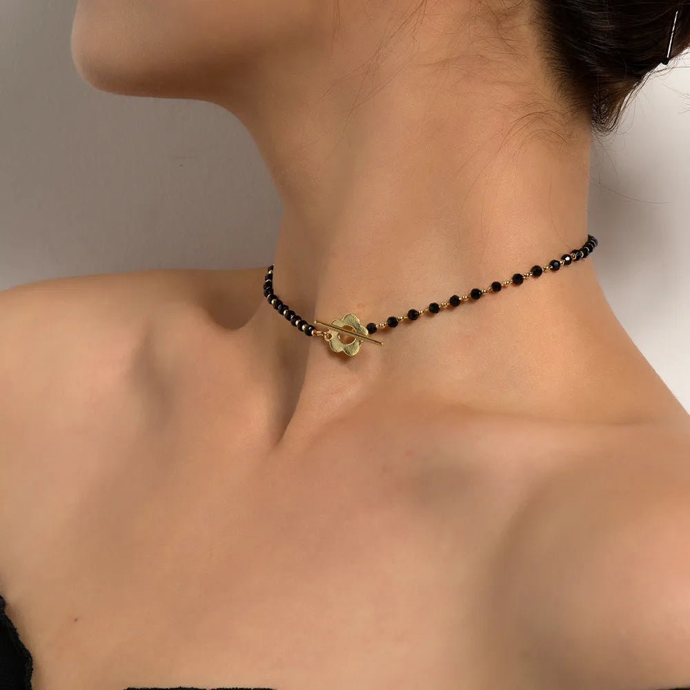 Floral Choker Necklace for Women – Stainless Steel and Zinc Alloy Design with Flower Clasp, 36cm Elegant Collar Style 2