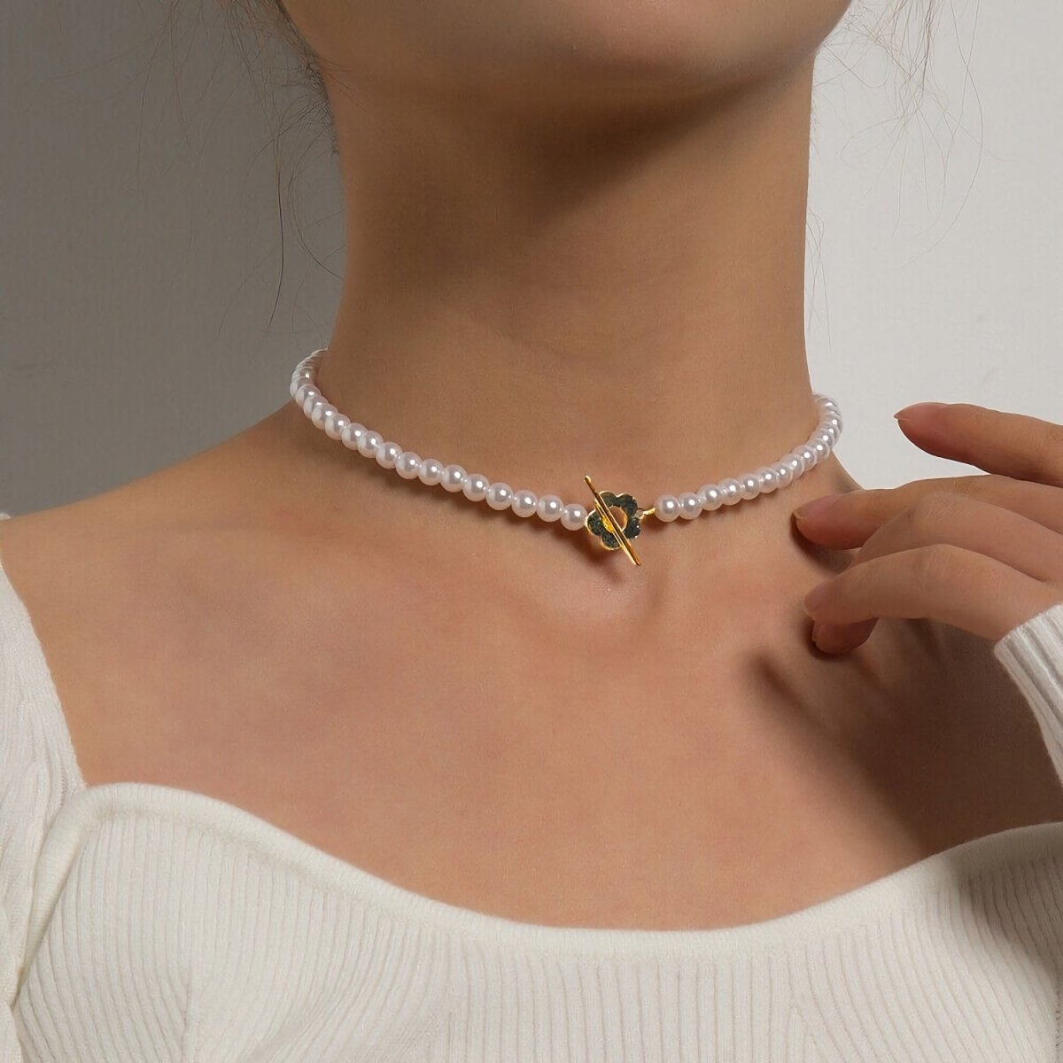 Floral Choker Necklace for Women – Stainless Steel and Zinc Alloy Design with Flower Clasp, 36cm Elegant Collar Style 3