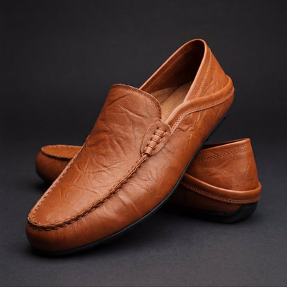 Men's Slip-On Loafers with Apron Stitching in Chestnut – three-quarter pair | Hensley London