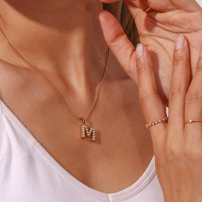 Gold-Finished Initial Necklace with Freshwater Pearls – Customizable Personalized Jewelry for Women 2