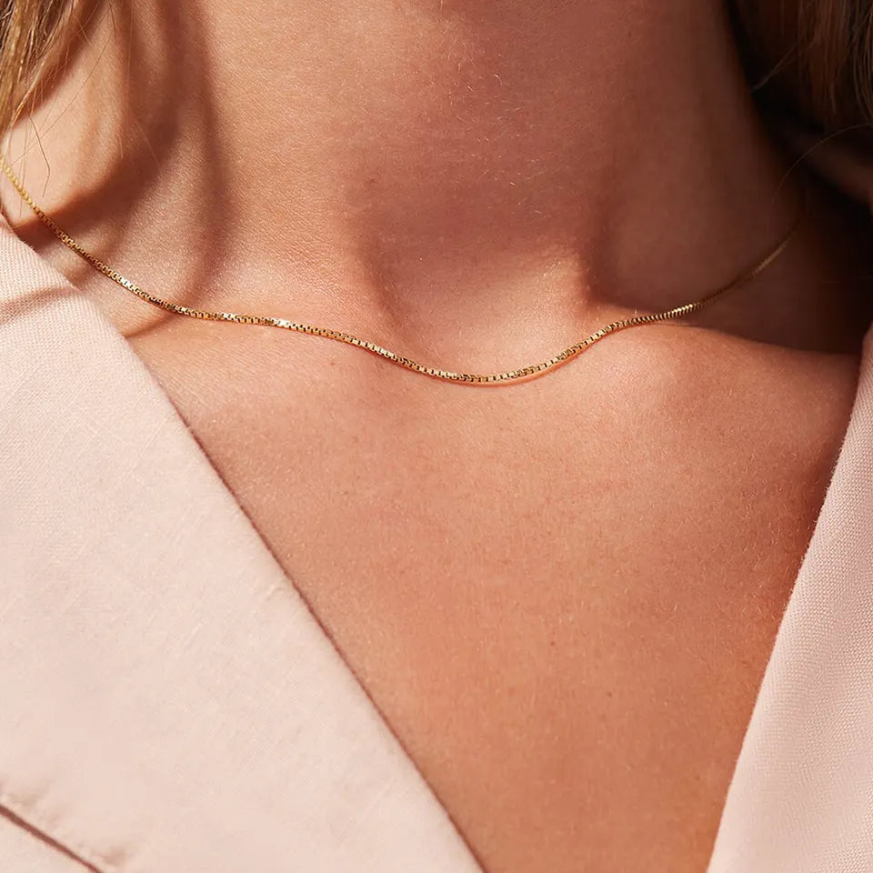 Gold Chain Necklace for Women – 18k Gold-Plated Stainless Steel with Square Links, Hypoallergenic 3