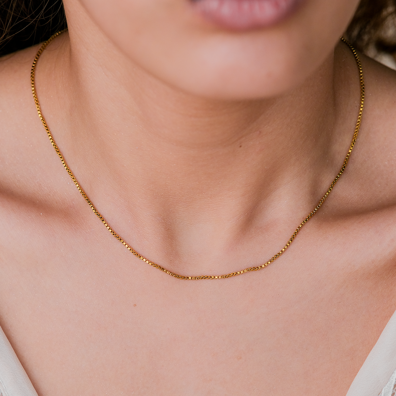 Gold Chain Necklace for Women – 18k Gold-Plated Stainless Steel with Square Links, Hypoallergenic 4