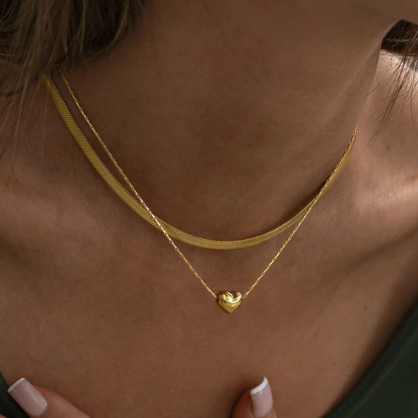 Gold Heart Pendant Necklace for Women – Hypoallergenic Stainless Steel, 15-Inch Length, Elegant Design for All Occasions 1