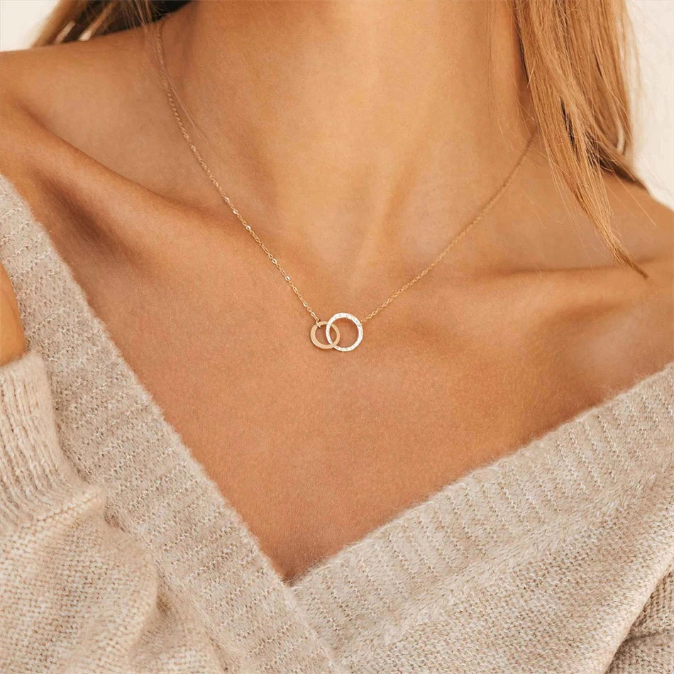 Gold Hoop Necklace for Women – 14k Gold-Plated Stainless Steel, Hypoallergenic, Adjustable Length, Elegant Design 3