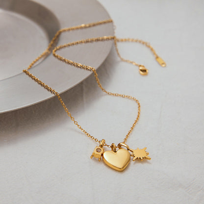Gold Locket Necklace with Hand-Engraved Mom Charm – Waterproof, Hypoallergenic, 16-Inch Length, 17 mm Pendant 3