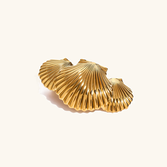 Gold Seashell Hair Clip - Hypoallergenic Accessory for Women, Lightweight, Water Resistant, Perfect for Casual and Elegant Styles 0