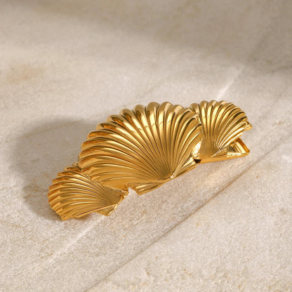 Gold Seashell Hair Clip - Hypoallergenic Accessory for Women, Lightweight, Water Resistant, Perfect for Casual and Elegant Styles 6