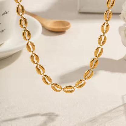 Gold Seashell Necklace for Women – 18k Gold-Plated, Waterproof, Hypoallergenic, 16-Inch Adjustable Chain 3