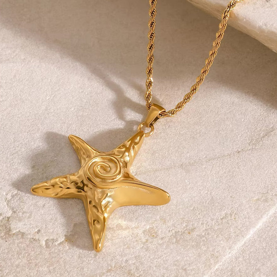 Gold Starfish Necklace for Women – Elegant 18k Gold Plated Pendant on Waterproof Chain, Hypoallergenic and Lightweight 3