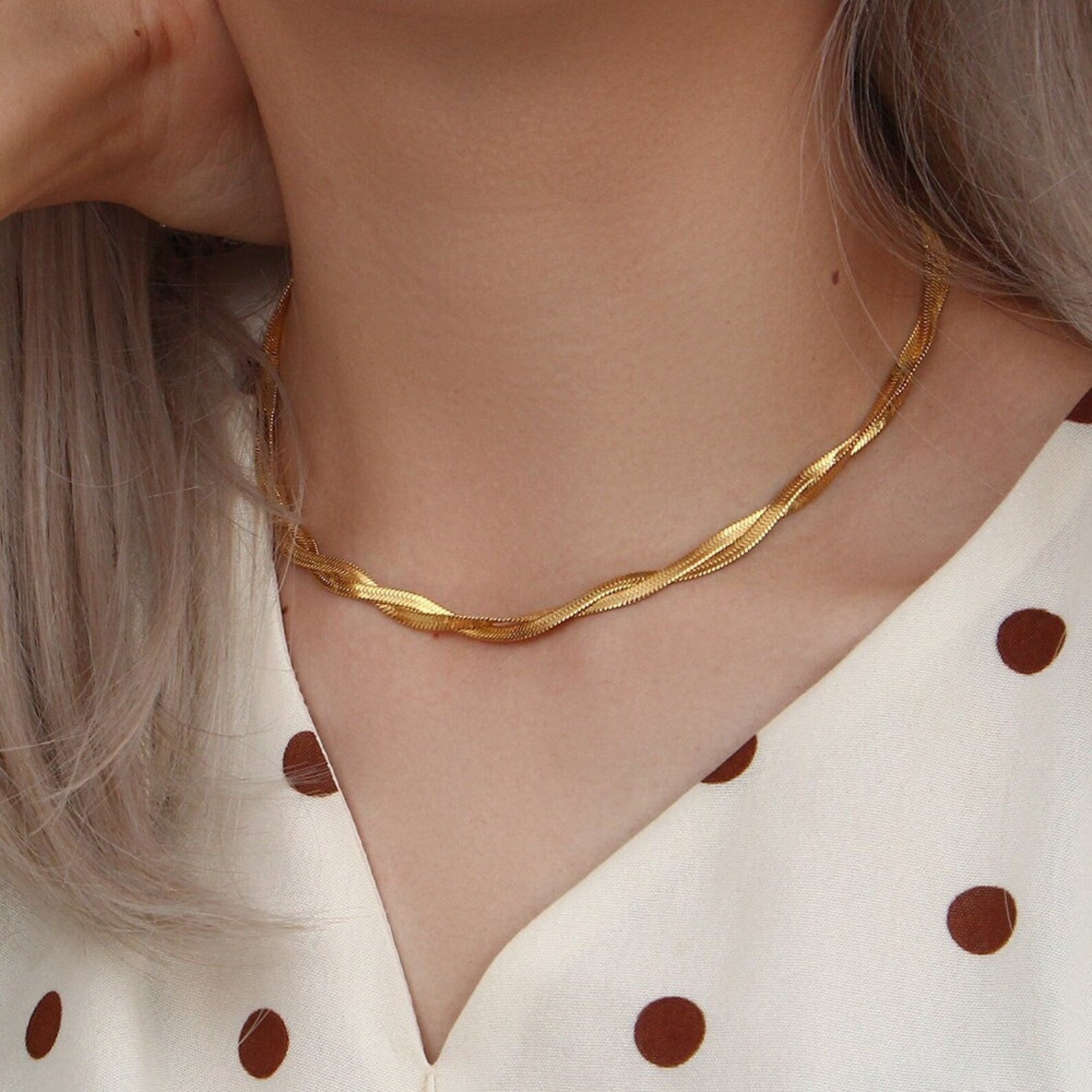 Gold Twisted Chain Necklace for Women – 18k Gold-Plated Stainless Steel, Adjustable 15-Inch Length 3