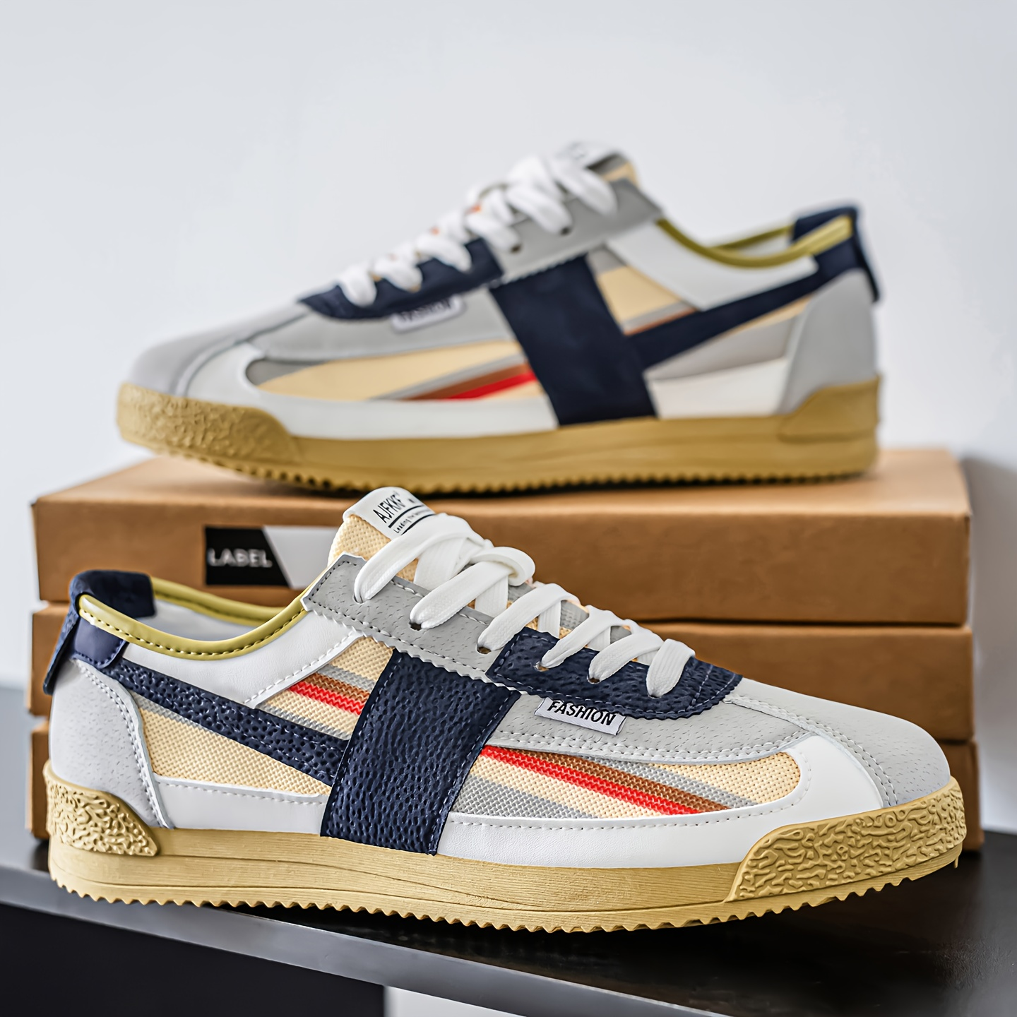 Men's Retro Low-Top Sneakers in White Blue Red – sole view | Hensley London