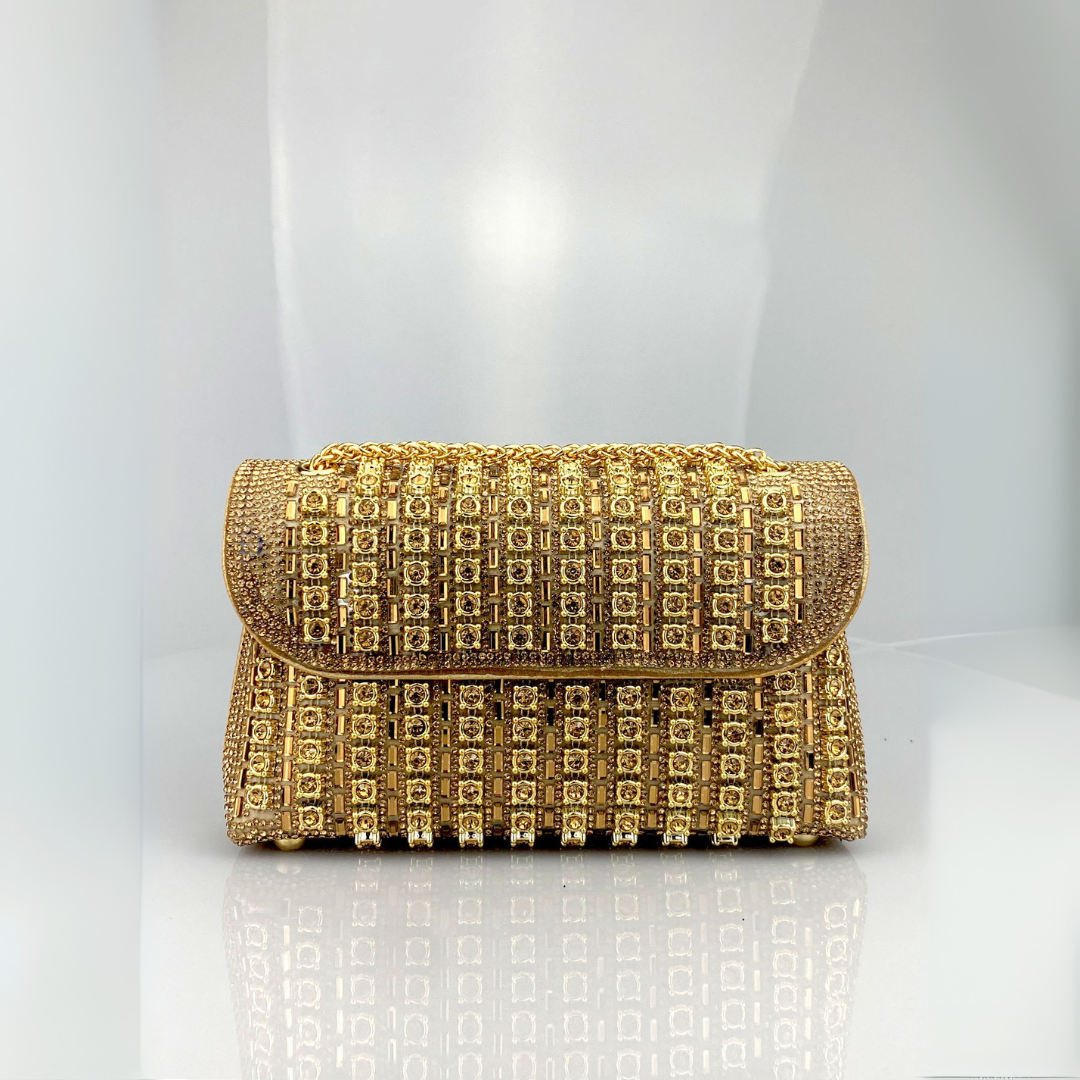 Women's Quilted Diamond Chain Shoulder Bag in Silver – front view | Hensley London