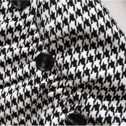 Women's Ruched High-Waist Trumpet Midi Skirt in Houndstooth – additional view | Hensley London