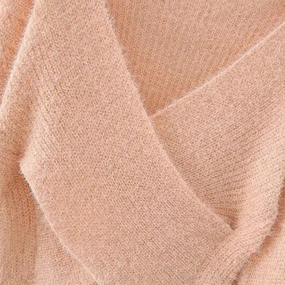 Loose-fitting Knitted V-Neck Cropped Top Sweater 3