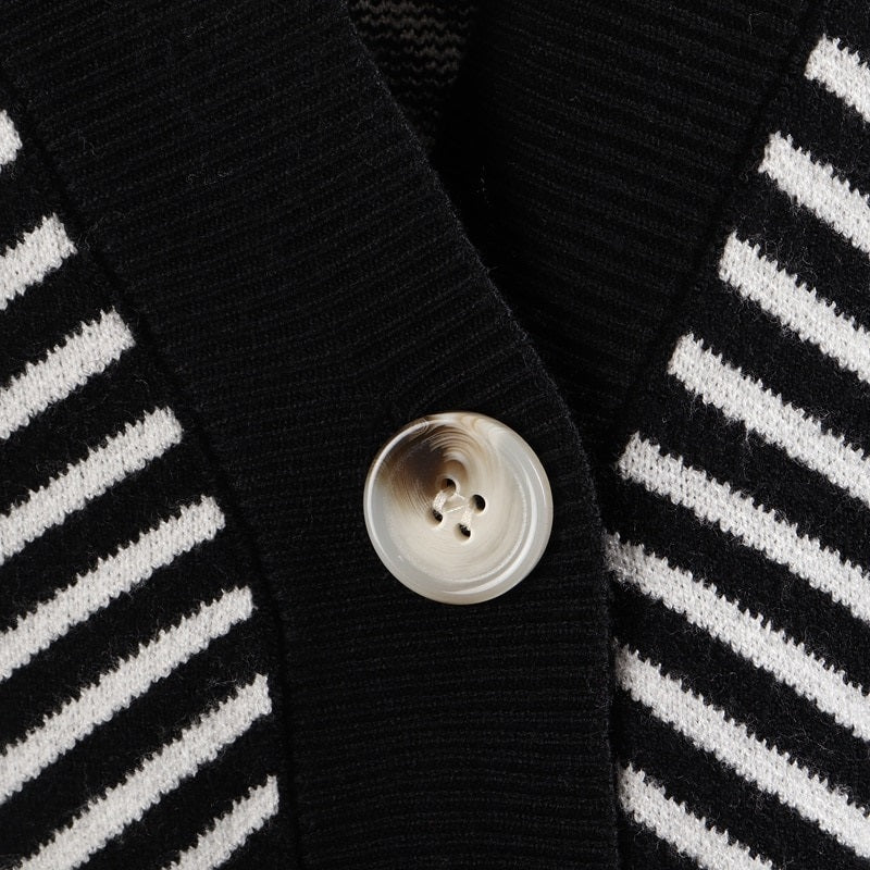 Loose Fit Striped Long Sleeve Knitted Winter Cardigan Sweaters 5