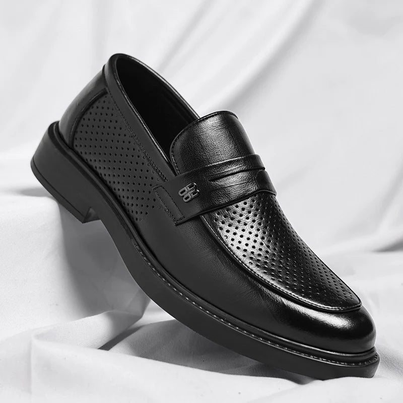 Men's Classic Penny-Strap Loafers in Black – product view | Hensley London