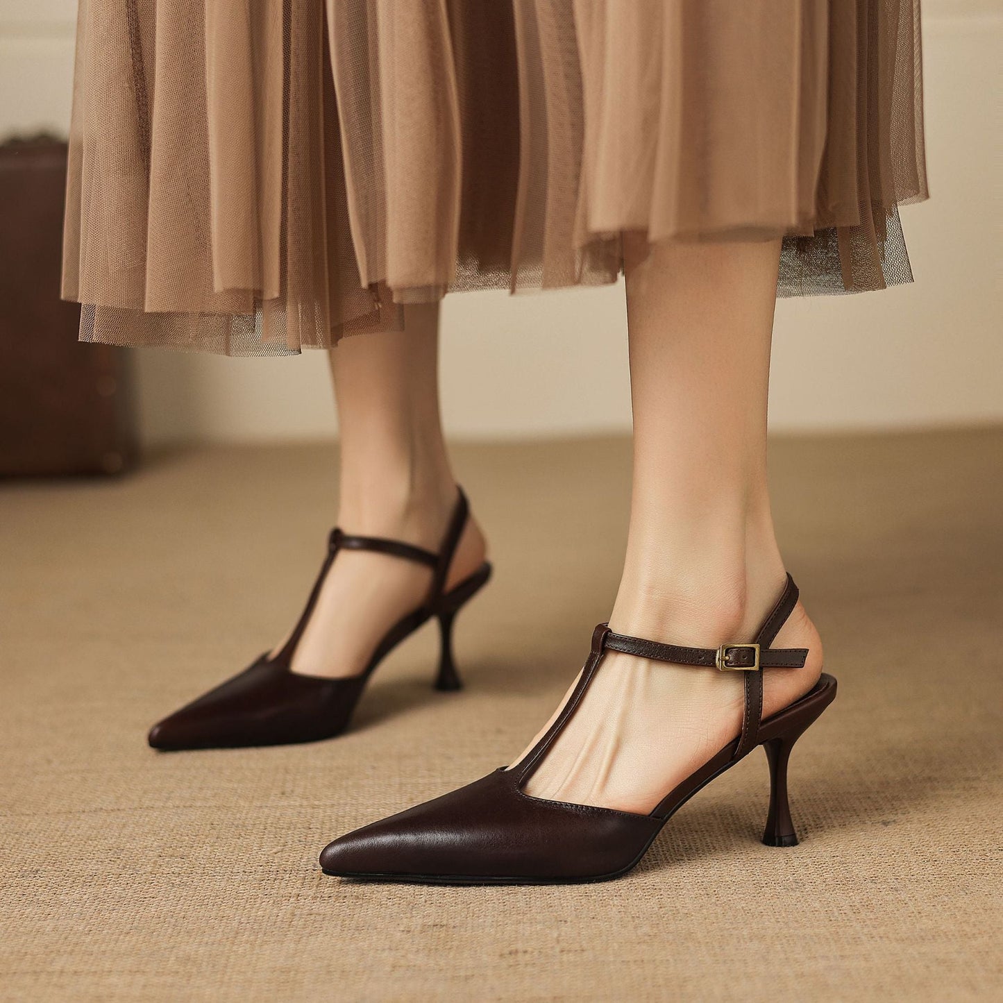 Women's Genuine Leather Pointed-Toe Mary Jane Heels – product view | Hensley London