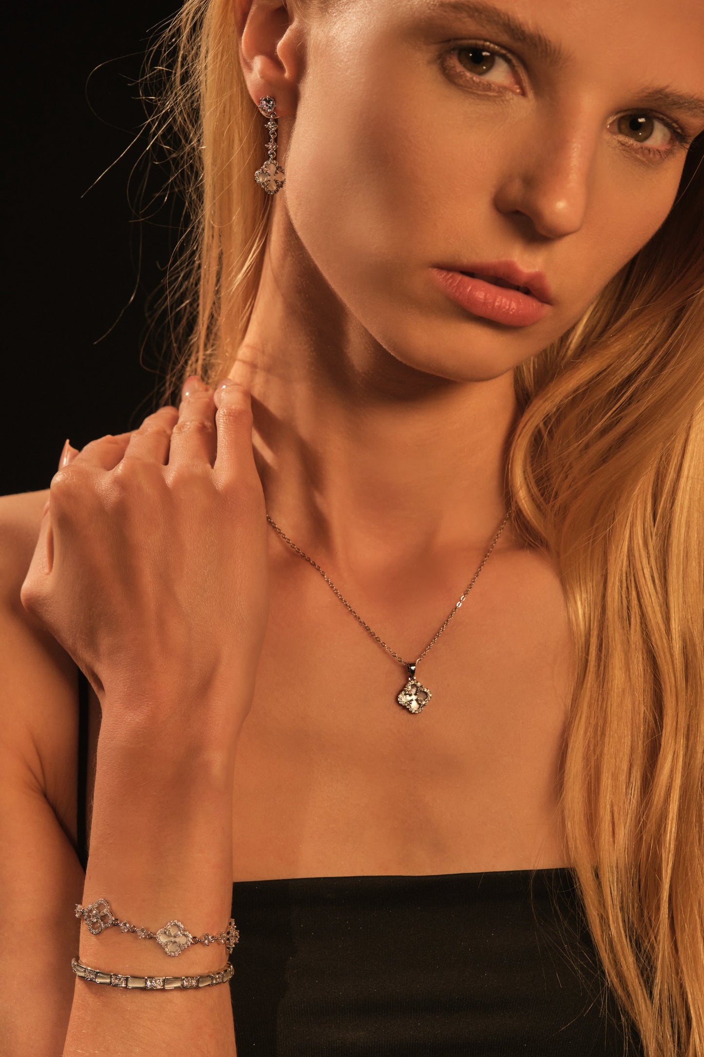 Women's Bracelet Silver Shell Pearls Zirconia Diamonds - 7